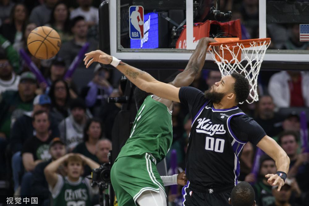 为球迷奉献 为球迷奉献